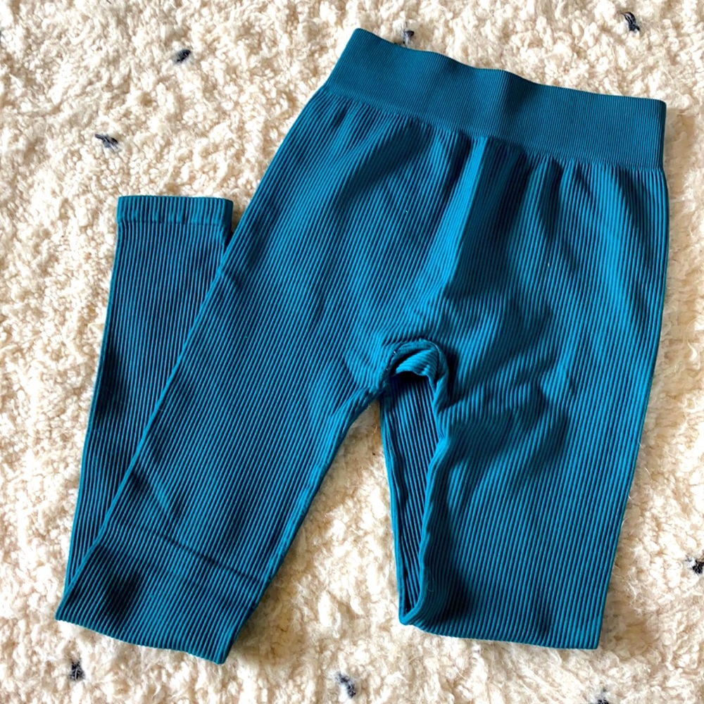 Spiritual Gangster Ribbed Leggings